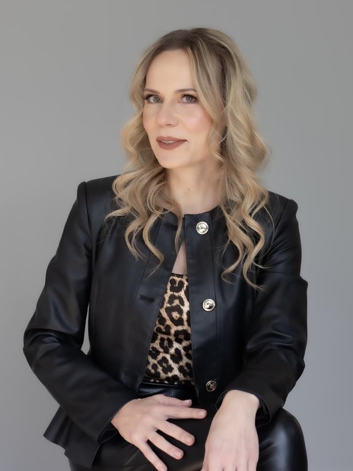 Hülya Keser portrait